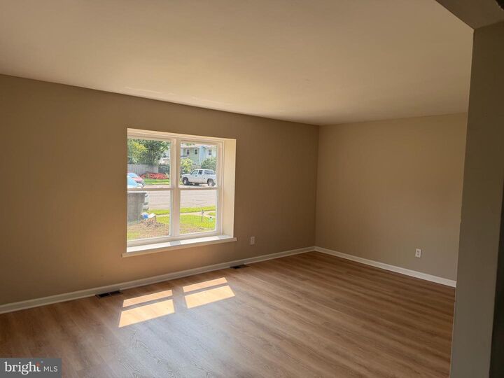 Property Photo:  48 Magnolia Court  NJ 08081 