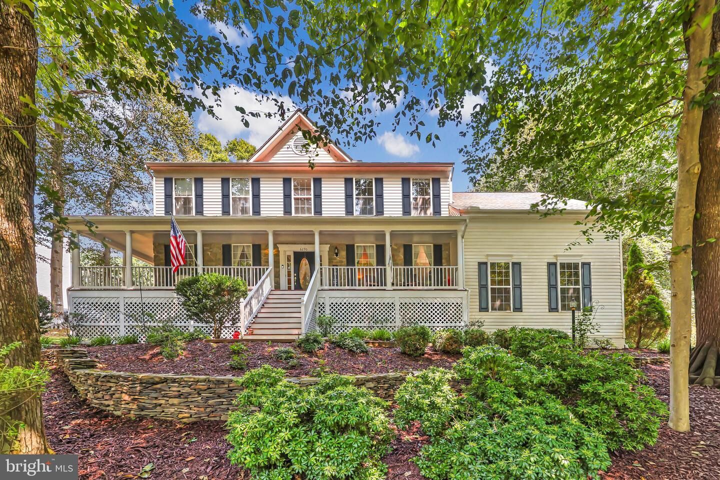 Property Photo: 6290 Happy Creek Road VA 20112
