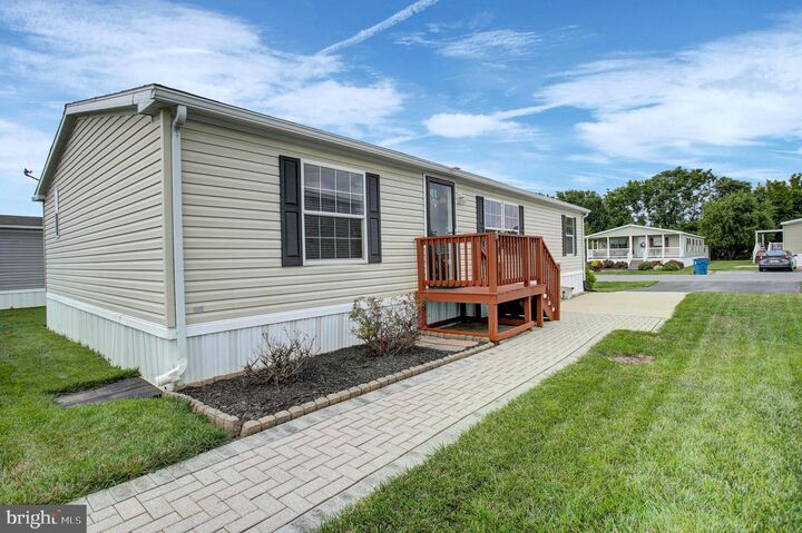 Property Photo: 16935 Longfellow Ct MD 21740