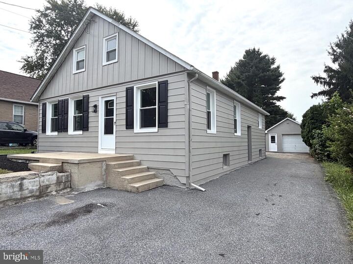 Property Photo: 16 E Tolna Road PA 17361