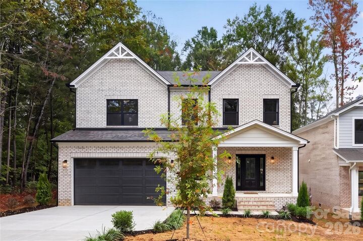 Property Photo: 9006 Pinenoll Lane NC 28215