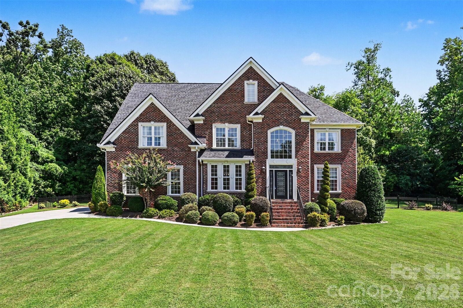 Property Photo:  2858 Scarborough Court  NC 28054 