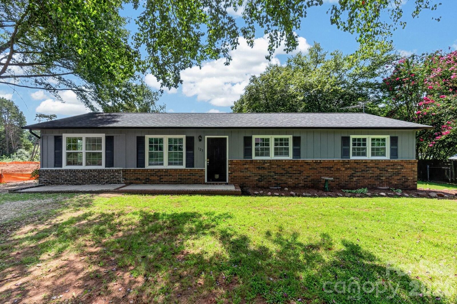 Property Photo:  123 Robinette Lane  NC 28625 