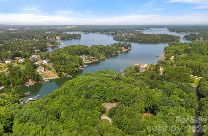 Property Photo: 199 Robinson Road NC 28117