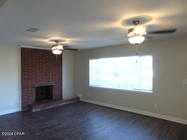 Property Photo: 301 Minnesota Avenue FL 32444