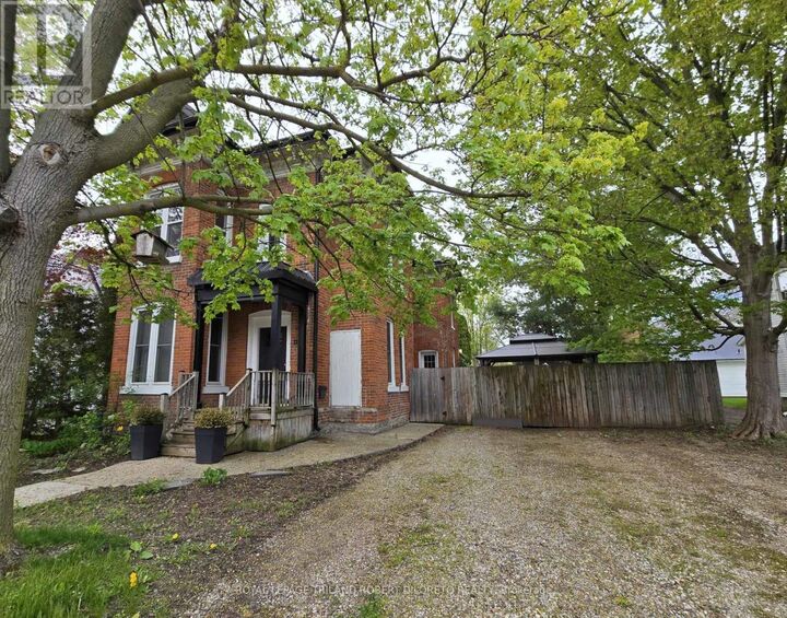 Property Photo: 11 Maple Street West ON N5H 1B8