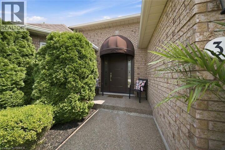 Property Photo:  37 Mc Intosh Court  ON N3R 7Y1 