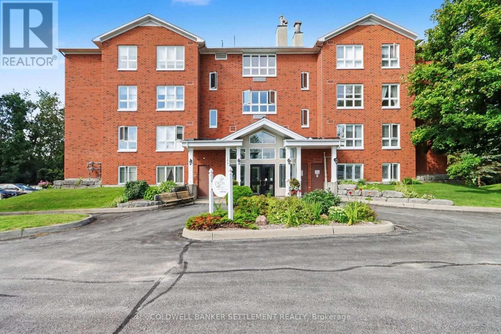 Property Photo: 103 North Street 301 ON K7H 3P3