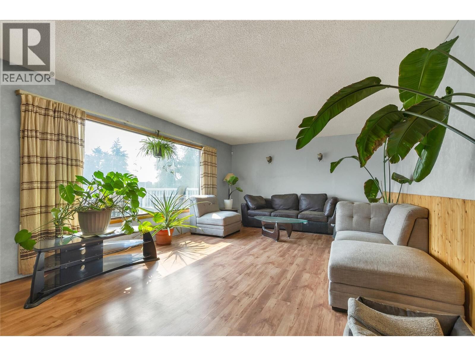 Property Photo: 9271 Glenmore Road BC V4V 1M8