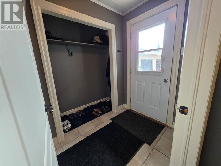 Property Photo:  47 Whiteway Drive  NL A0R 1B0 