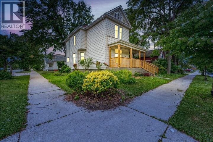 Property Photo:  215 Talfourd Street  ON N7T 1N9 