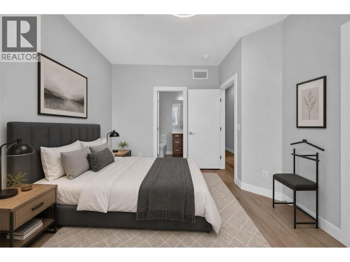Property Photo:  2009 39 Avenue 2  BC V1T 8E5 