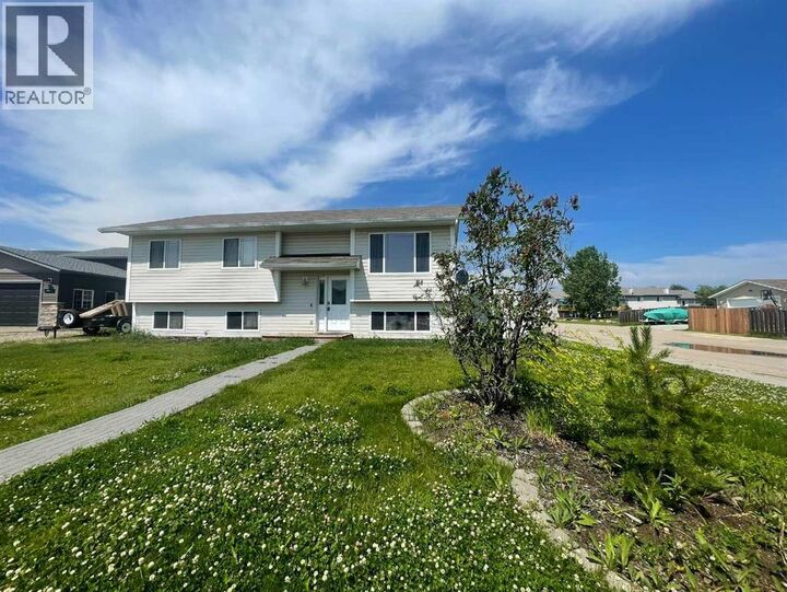 Property Photo:  4802 64 Avenue  AB T9M 0A9 