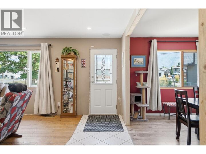 Property Photo: 3052 Westsyde Road BC V2B 7G3