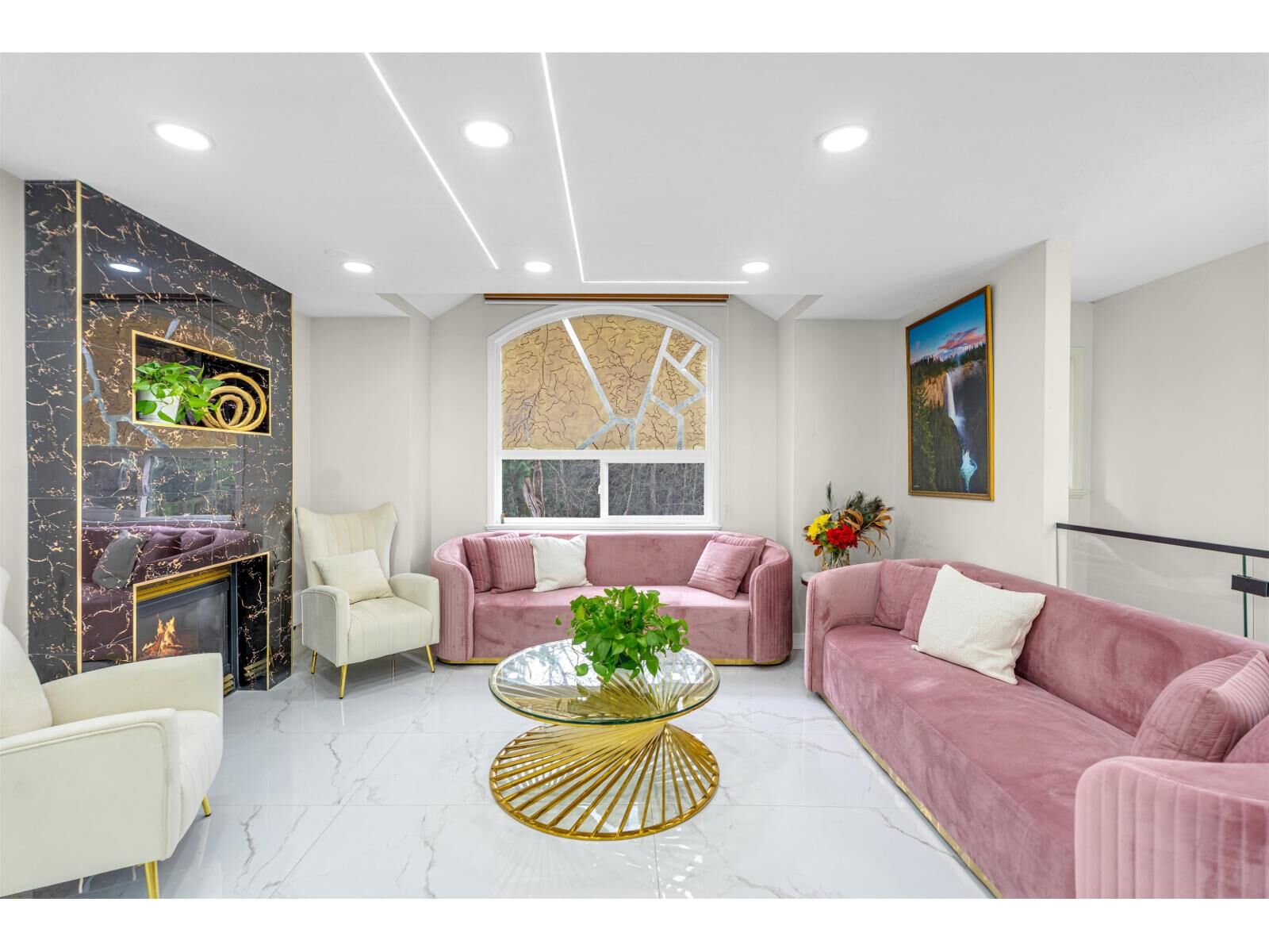Property Photo: 4840 196 Street BC V3A 7Z7