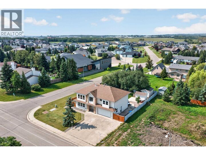 Property Photo: 11404 108 Street BC V1J 6Y2