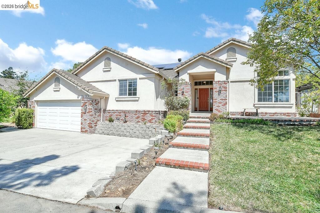 Property Photo:  54 Janin Pl  CA 94523 