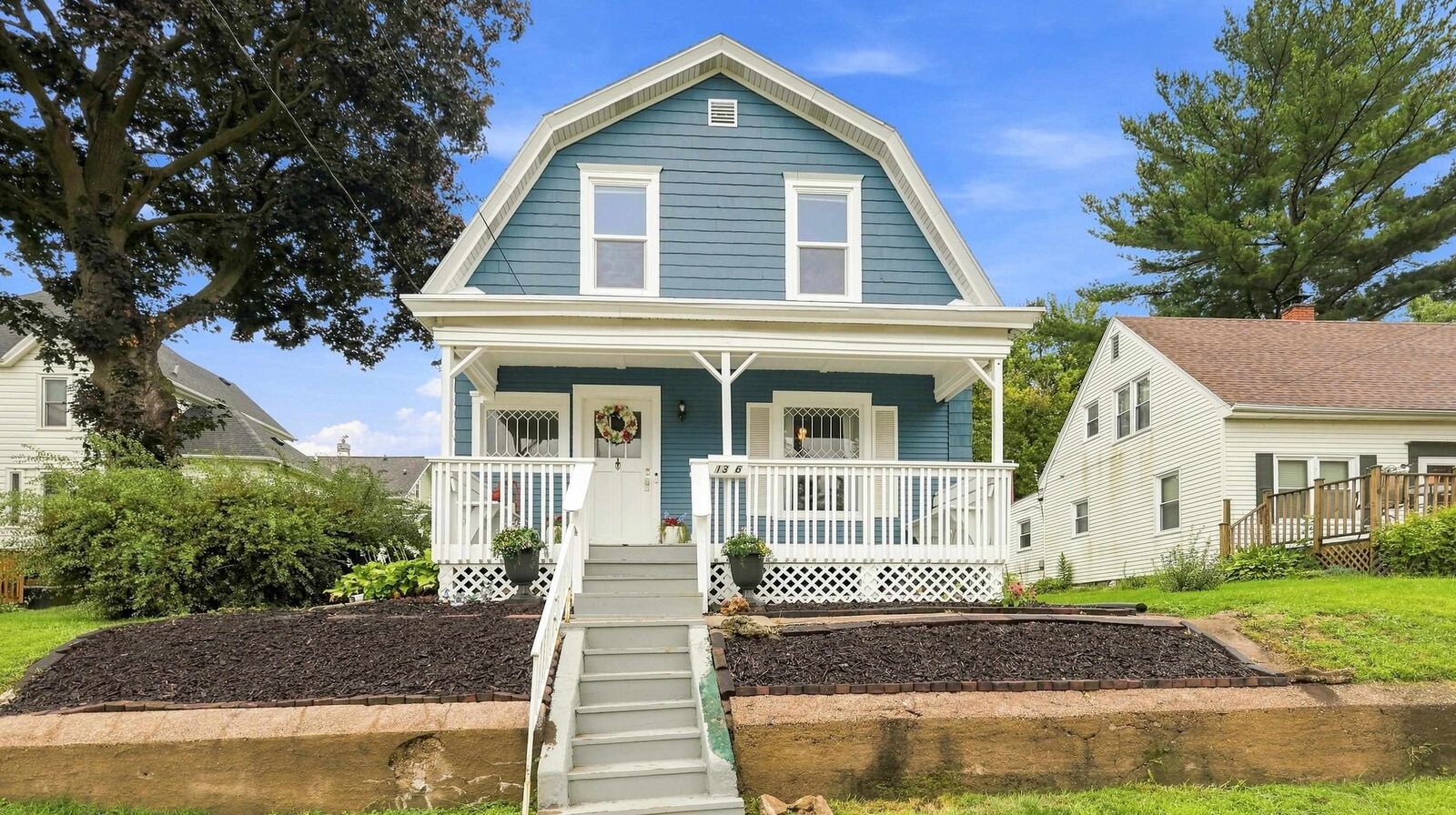 Property Photo: 1376 Wood Street Street IA 52001