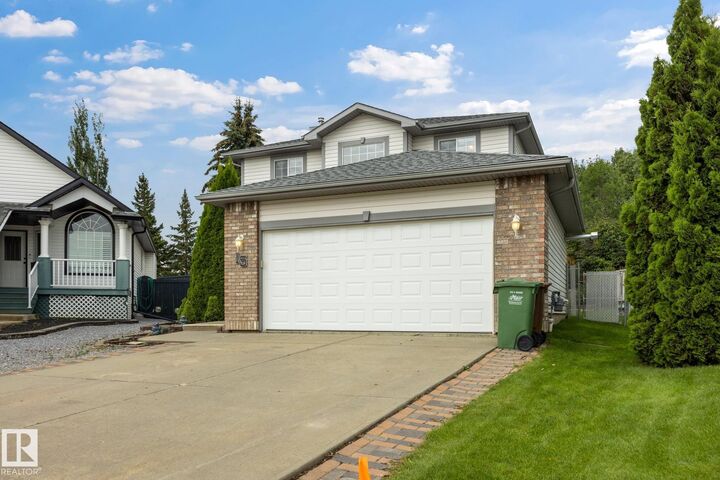 Property Photo: 15 Orchid Place AB T8N 6P5