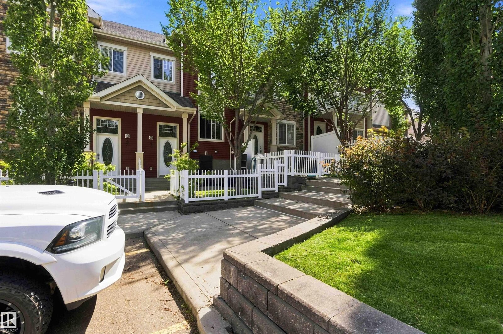 Property Photo:  43 460 Hemingway Road NW  AB T6M 0M5 