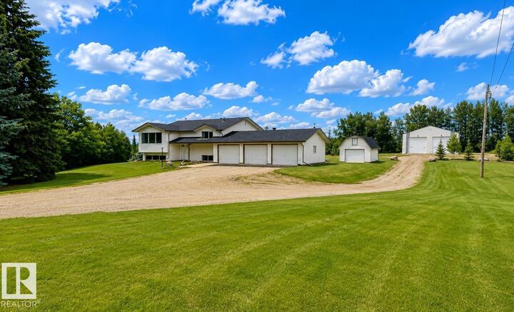 Property Photo:  27309 Twp Road 534  AB T7X 3S1 