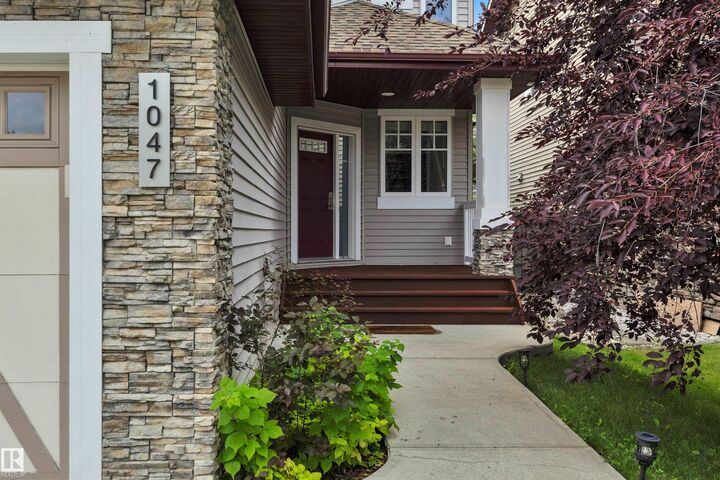 Property Photo: 1047 Armitage Crescent SW AB T6W 0K3