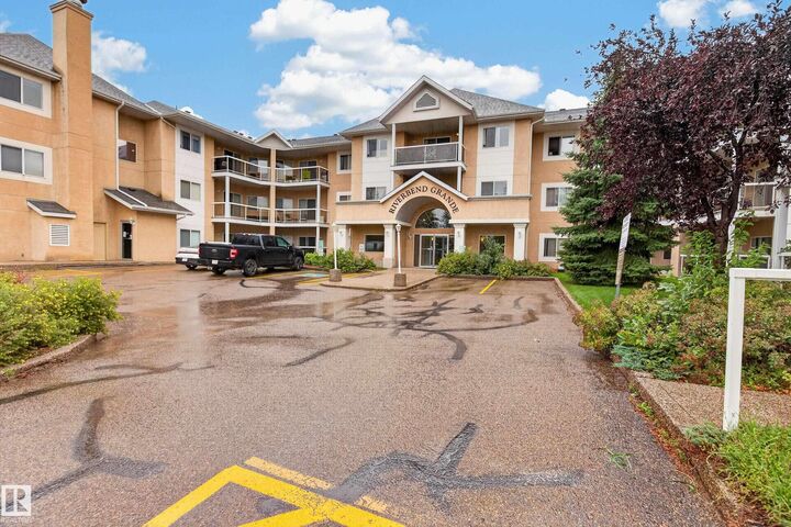Property Photo: 911 Rabbit Hill Road NW 101 AB T6R 2S7