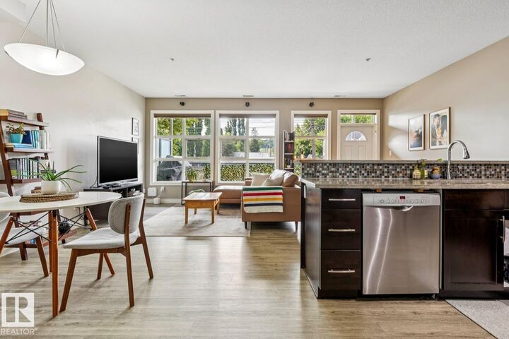 Photo de la propriété: 9603 98 Avenue NW 104 AB T6C 2E2