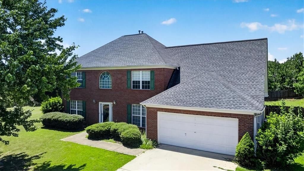 Property Photo: 1835 Rest Haven Lane GA 30253