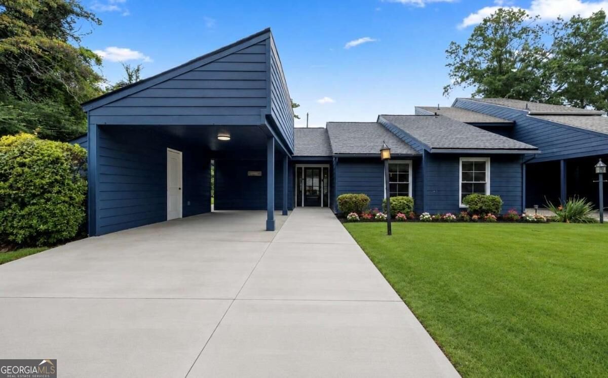 Property Photo: 140 Woodhaven Way GA 30009