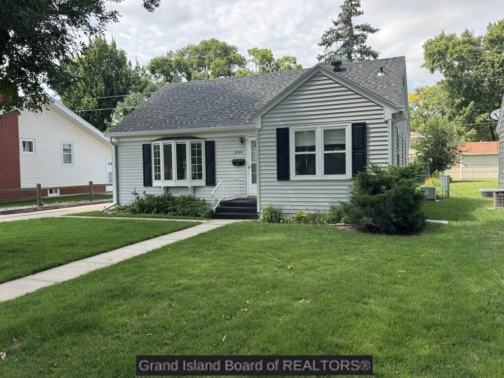 Property Photo:  2314 W Charles St  NE 68803 