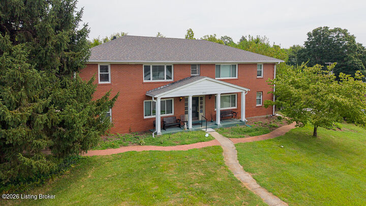 Property Photo: 2713 Riedling Dr 2 KY 40206