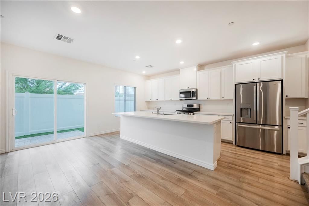 Property Photo: 275 Callen Falls Avenue 2113 NV 89011