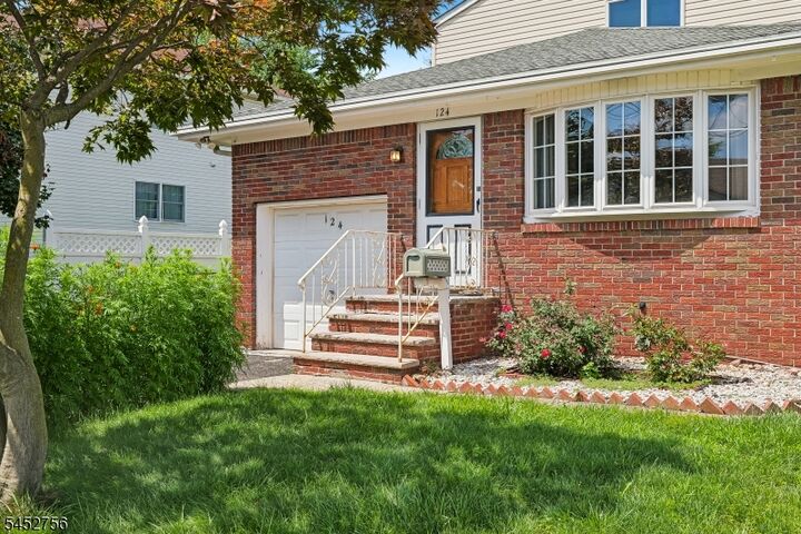 Property Photo:  124 Sonora Ave  NJ 08830 