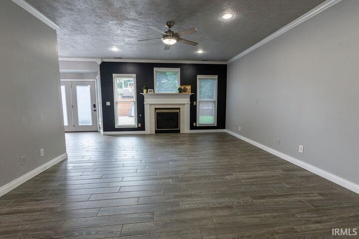 Property Photo:  2806 N Stockwell Road  IN 47715 