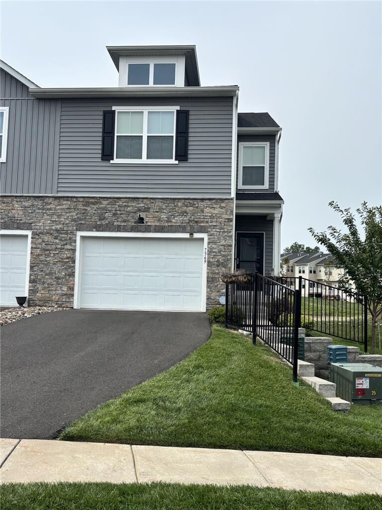 Property Photo:  7569 Clayton Avenue  PA 18036 