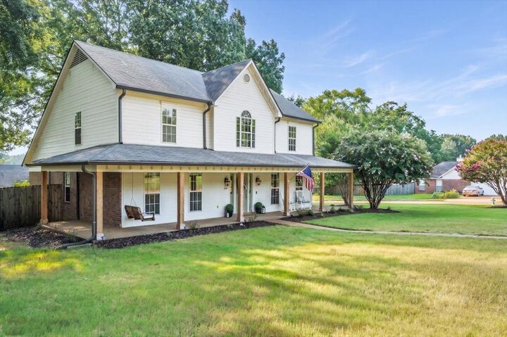 Property Photo: 300 Rutledge St TN 38017