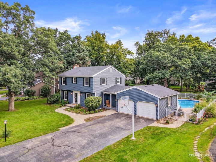 Property Photo: 21 Partridge Square IL 60543