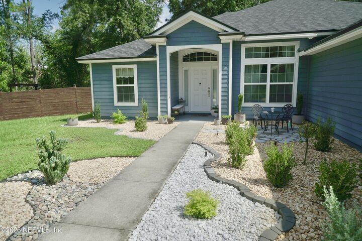Property Photo:  5585 Casavedra Court  FL 32244 