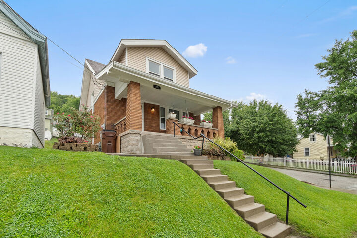 Property Photo:  1801 Jefferson Avenue  KY 41014 