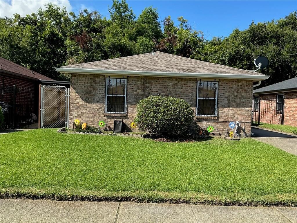 Property Photo:  7644 Stonewood Street  LA 70128 