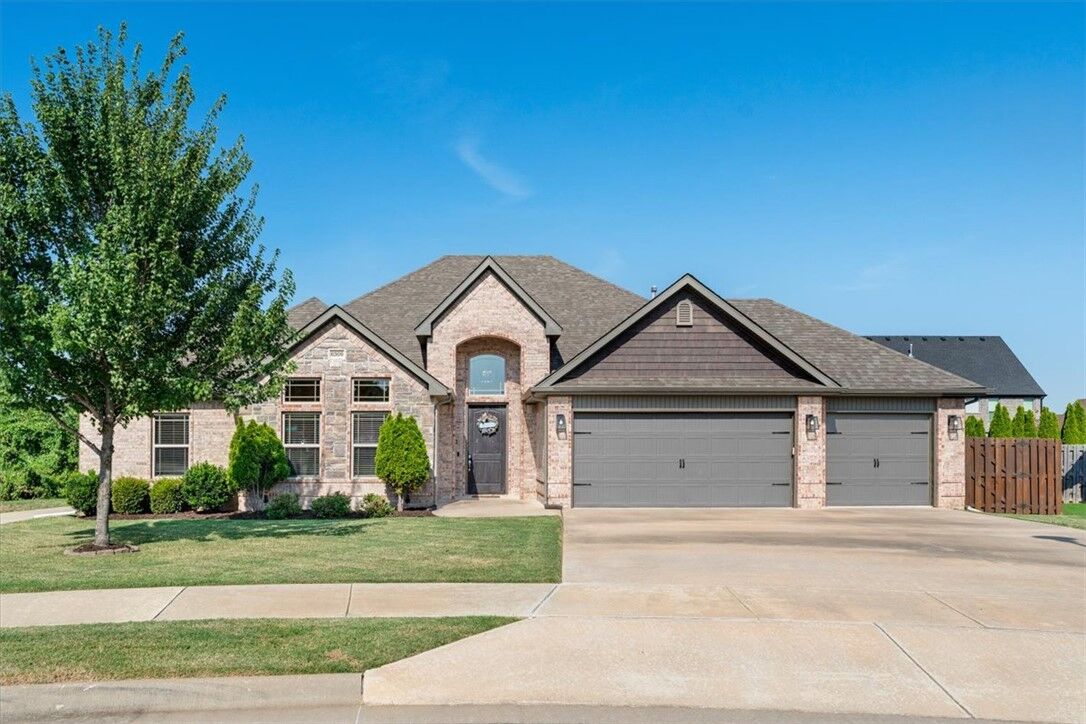 Property Photo: 6309 W Murfield Drive AR 72758