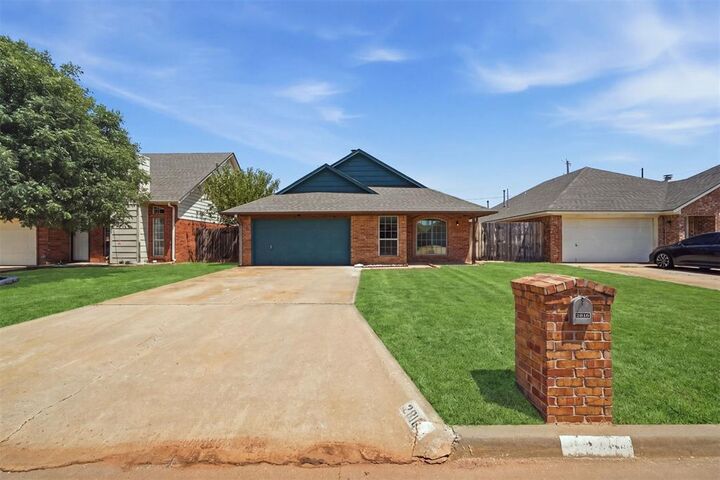 Property Photo:  2816 Shiloh Lane  OK 73521 
