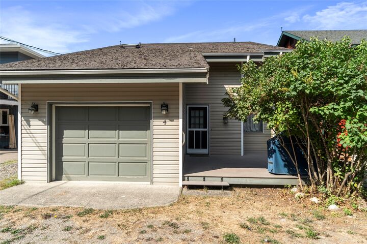 Property Photo: 6868 Squilax-Anglemont Road 4 BC V0E 1M7