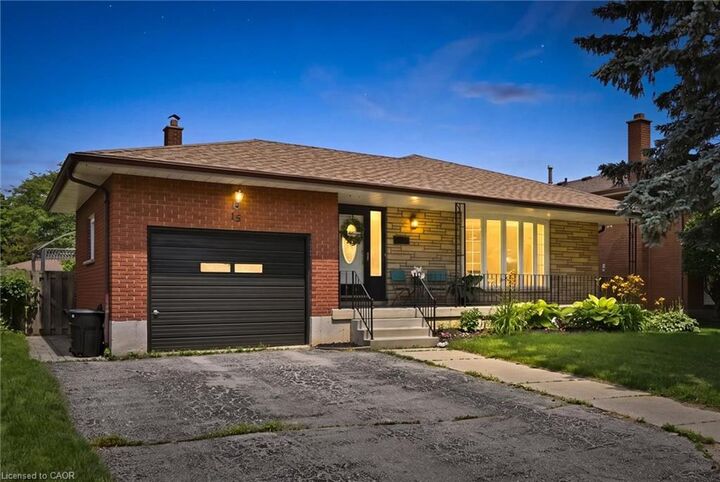 15 Edgar Drive — photo 1