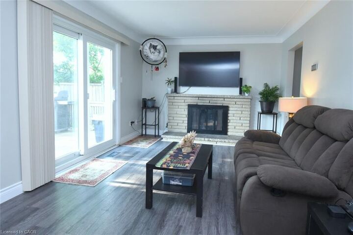 Property Photo:  57 East 31st Street  ON L8V 3N8 