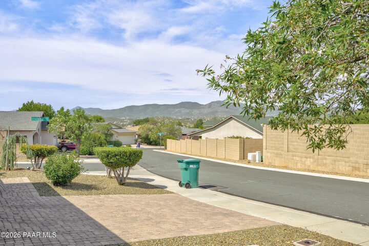 Property Photo:  587 N Franco Street  AZ 86327 
