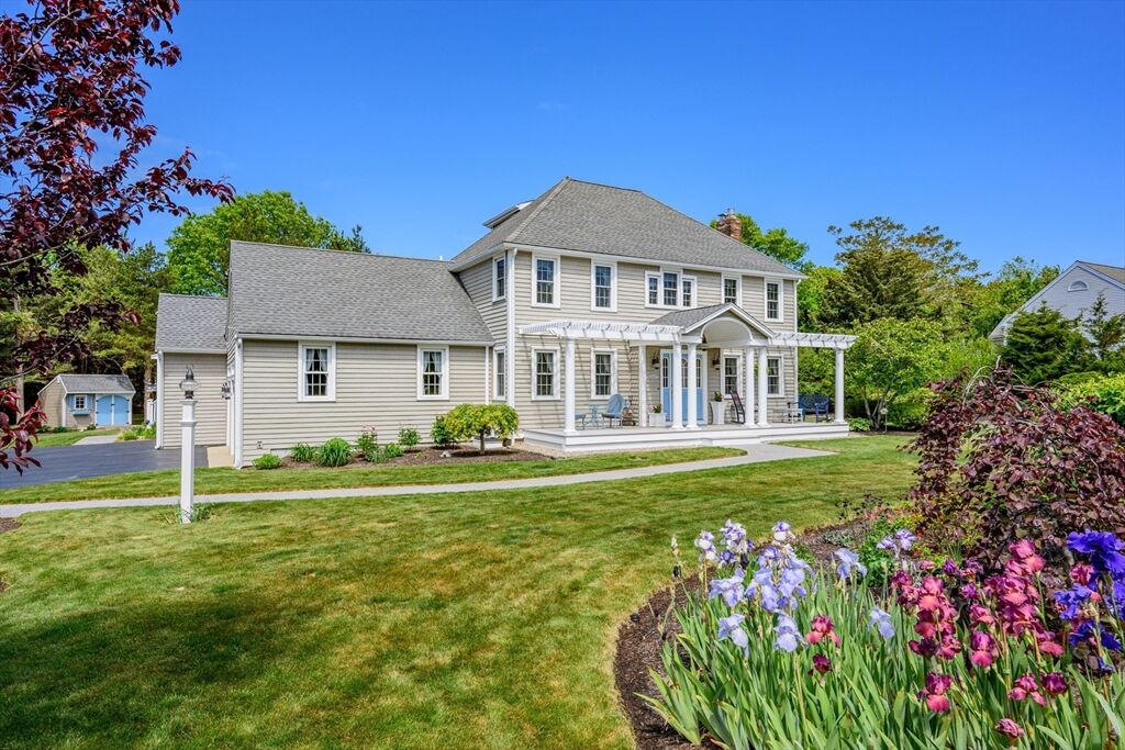 Property Photo:  91 Williston Road  MA 02562 