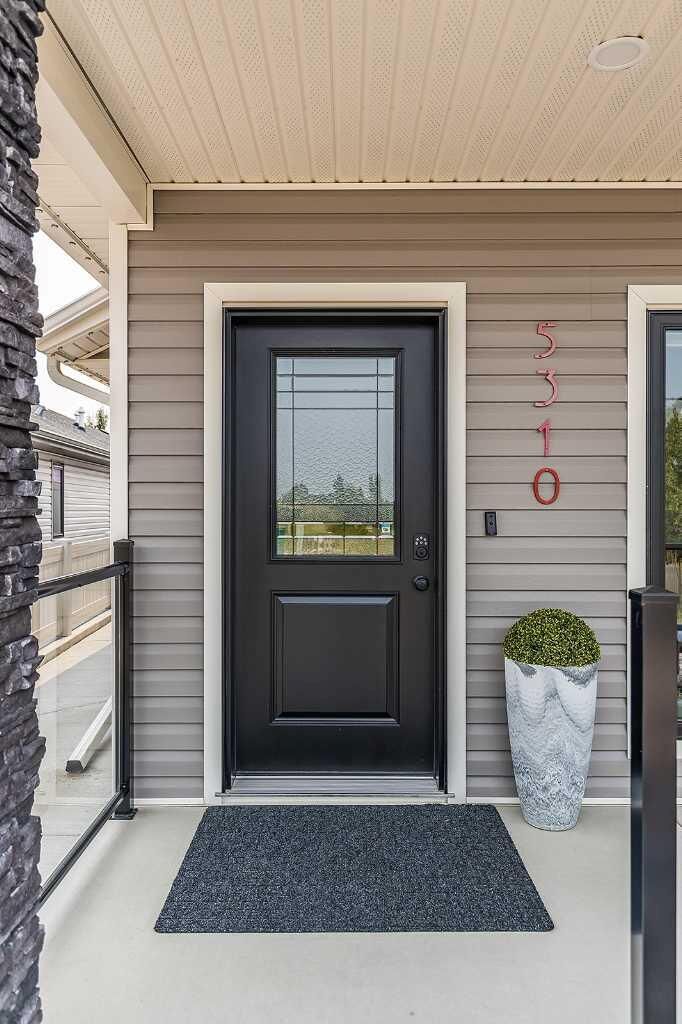 Property Photo:  5310 Southlands Drive SE  AB T1B 0P9 