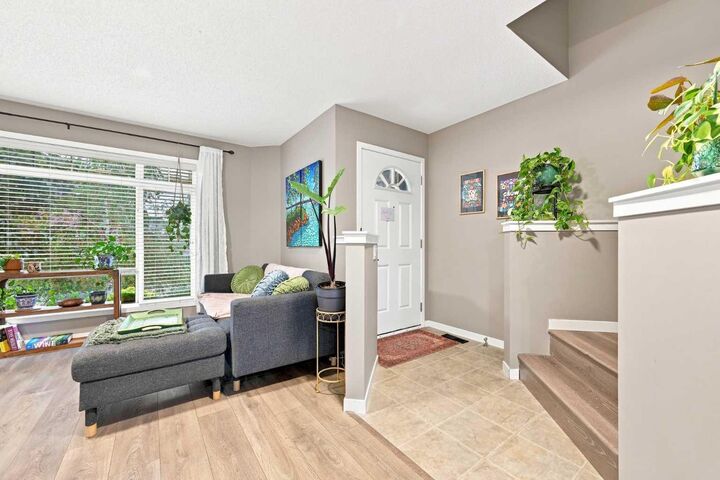 Property Photo:  106 Autumn Crescent SE  AB T3M 0P5 